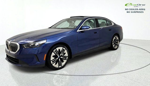Used 2026 BMW 540i xDrive AWD/4WD image 4