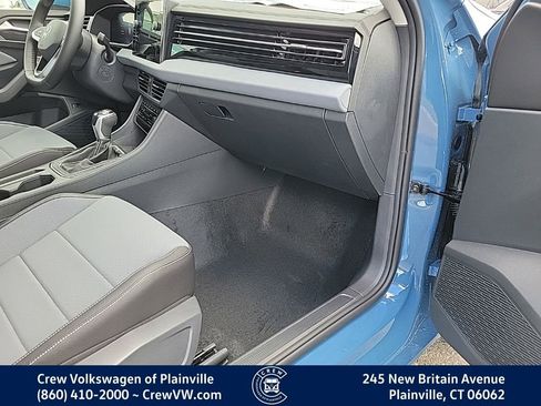 New 2025 Volkswagen Jetta SE image 29