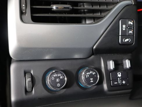 Used 2018 Chevrolet Tahoe LT AWD/4WD image 18