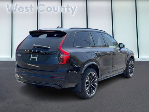 New 2026 Volvo XC90 T8 Ultra w/ Lounge Package AWD/4WD image 3