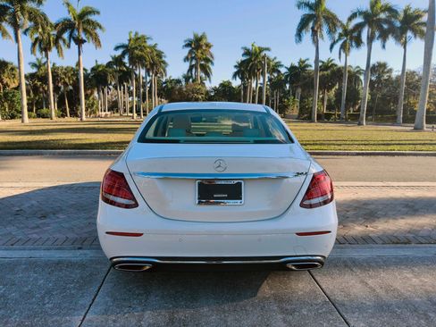 Used 2017 Mercedes-Benz E 300 image 17