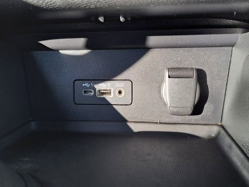 Used 2023 Nissan Sentra SV image 16