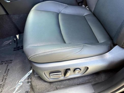 Used 2026 Toyota 4Runner Limited AWD/4WD image 21