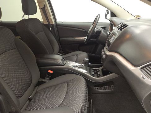 Used 2017 Dodge Journey SXT w/ Comfort/Convenience Group AWD/4WD image 21