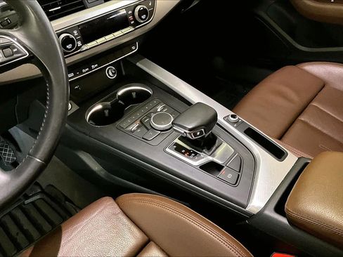 Used 2019 Audi A4 2.0T Premium w/ Convenience Package image 16