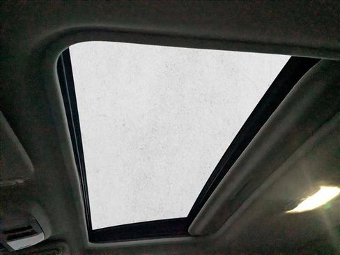 Certified 2025 Subaru Crosstrek 2.0i Premium image 18