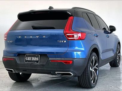 Used 2020 Volvo XC40 T5 R-Design