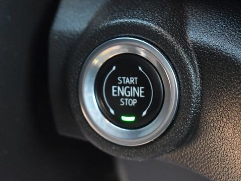Used 2022 Chevrolet TrailBlazer RS w/ Technology Package AWD/4WD image 31