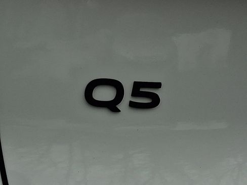 Used 2025 Audi Q5 Premium Plus image 29