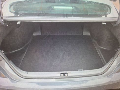 Used 2025 Toyota Camry SE FWD image 18