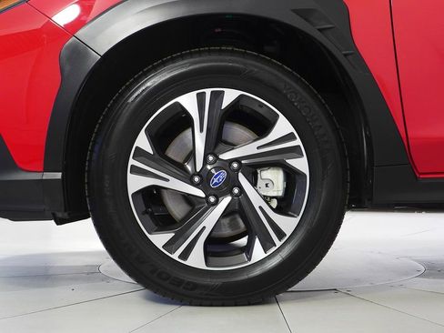 Certified 2025 Subaru Crosstrek 2.0i Premium image 5