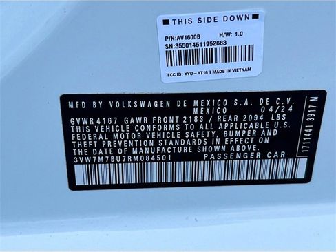 Used 2024 Volkswagen Jetta SE image 31