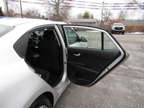 Used 2022 Kia Rio S FWD image 22