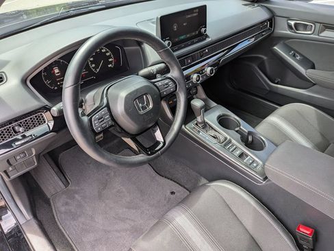 Used 2025 Honda Civic Sport image 13