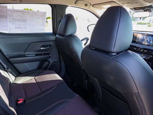 New 2026 Nissan Kicks SR image 17