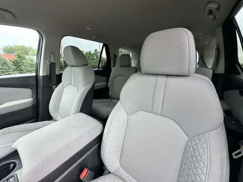 Used 2023 Honda Pilot LX image 14