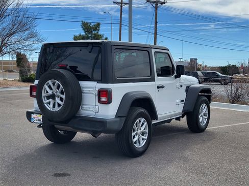 Used 2023 Jeep Wrangler Sport S image 5