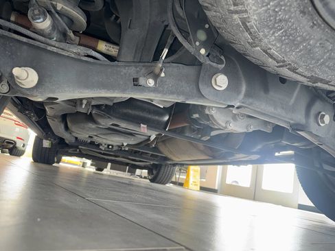 Used 2021 Ford Expedition Platinum image 17