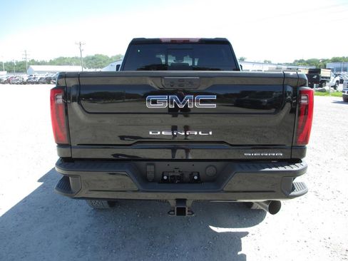 New 2026 GMC Sierra 2500 Denali Ultimate AWD/4WD image 6