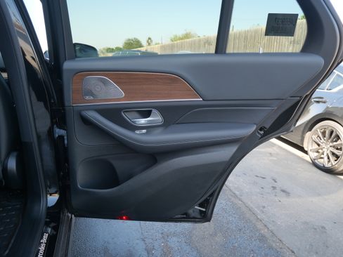 Used 2021 Mercedes-Benz GLE 350 image 10