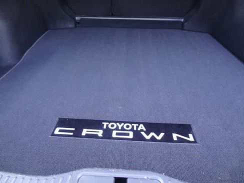 Used 2023 Toyota Crown XLE image 10