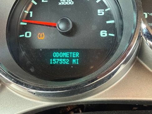 Used 2008 Chevrolet Silverado 1500 LT w/ Power Pack Plus AWD/4WD image 12