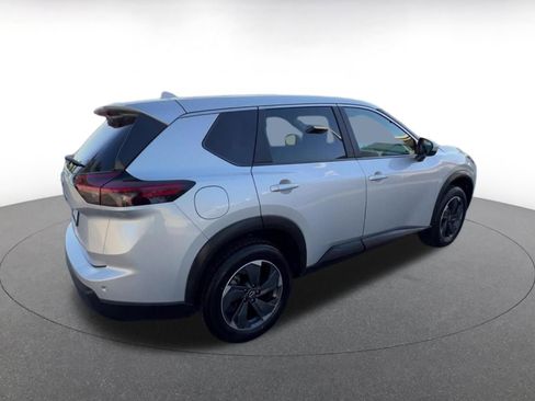 Used 2025 Nissan Rogue SV FWD image 14
