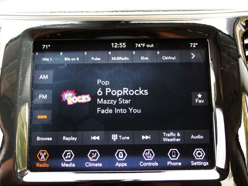 Used 2020 Jeep Cherokee Limited image 17