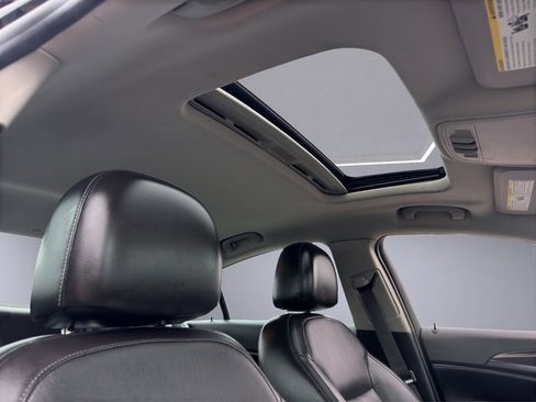 Used 2016 Buick Regal image 23