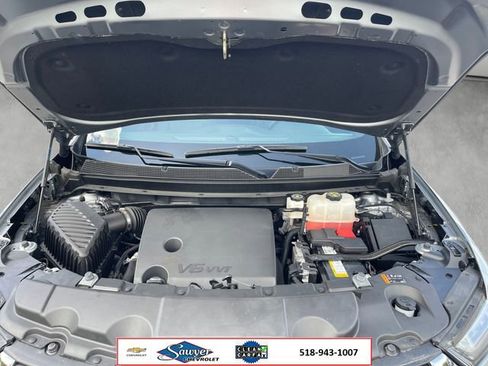 Used 2023 Chevrolet Traverse LT w/ LPO, Floor Liner Package AWD/4WD image 19