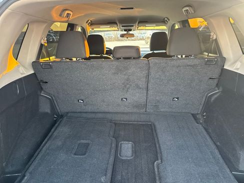 Used 2023 Nissan Rogue S FWD image 33