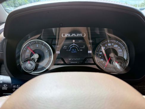 Used 2019 RAM 1500 Limited RWD image 17