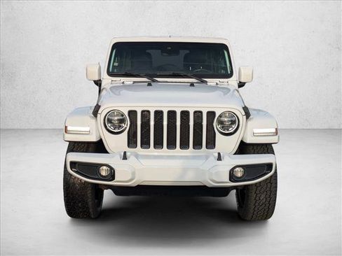 Used 2021 Jeep Wrangler Unlimited Sahara image 2