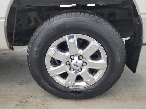 Used 2014 Ford F150 XLT w/ Equipment Group 302A Luxury AWD/4WD image 31