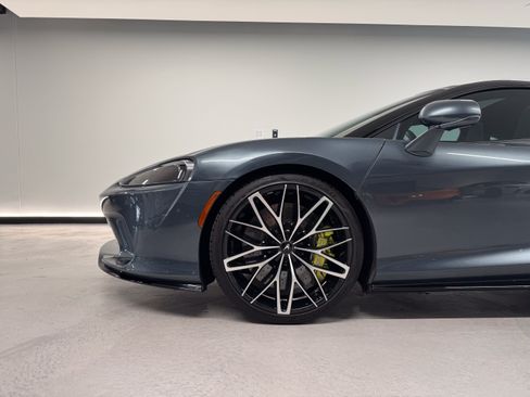 Used 2023 McLaren GT RWD image 9