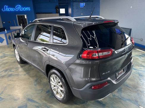 Used 2015 Jeep Cherokee Limited w/ Luxury Group image 14