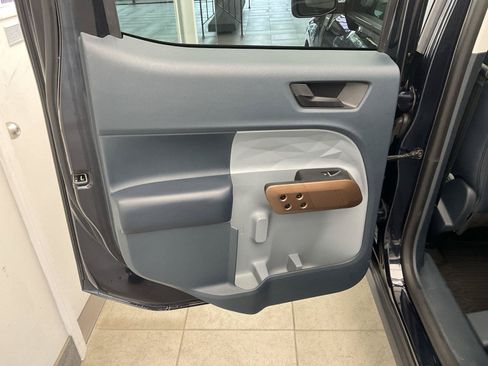 Used 2023 Ford Maverick Lariat w/ Lariat Luxury Package AWD/4WD image 11