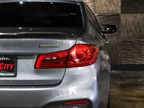 Used 2020 BMW M550i xDrive w/ Executive Package AWD/4WD image 48