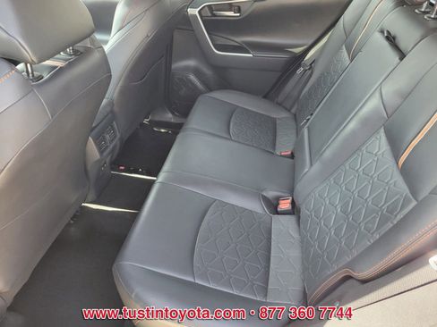 Certified 2019 Toyota RAV4 Adventure AWD/4WD image 11