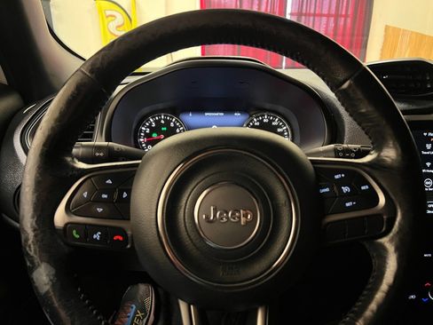 Used 2020 Jeep Renegade Altitude image 18