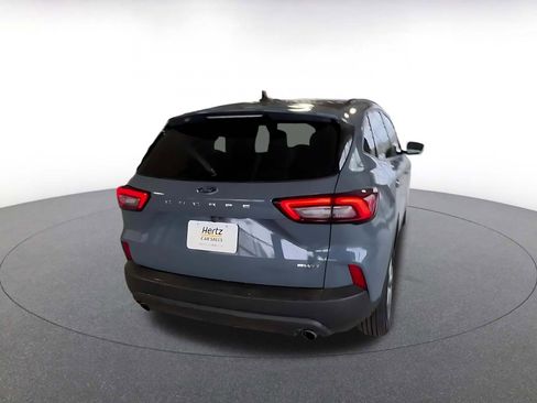 Used 2025 Ford Escape ST-Line image 13