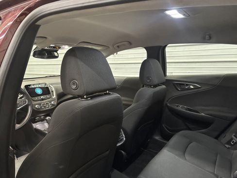Used 2016 Chevrolet Malibu LT image 23
