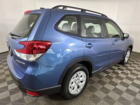 Used 2024 Subaru Forester AWD/4WD image 3