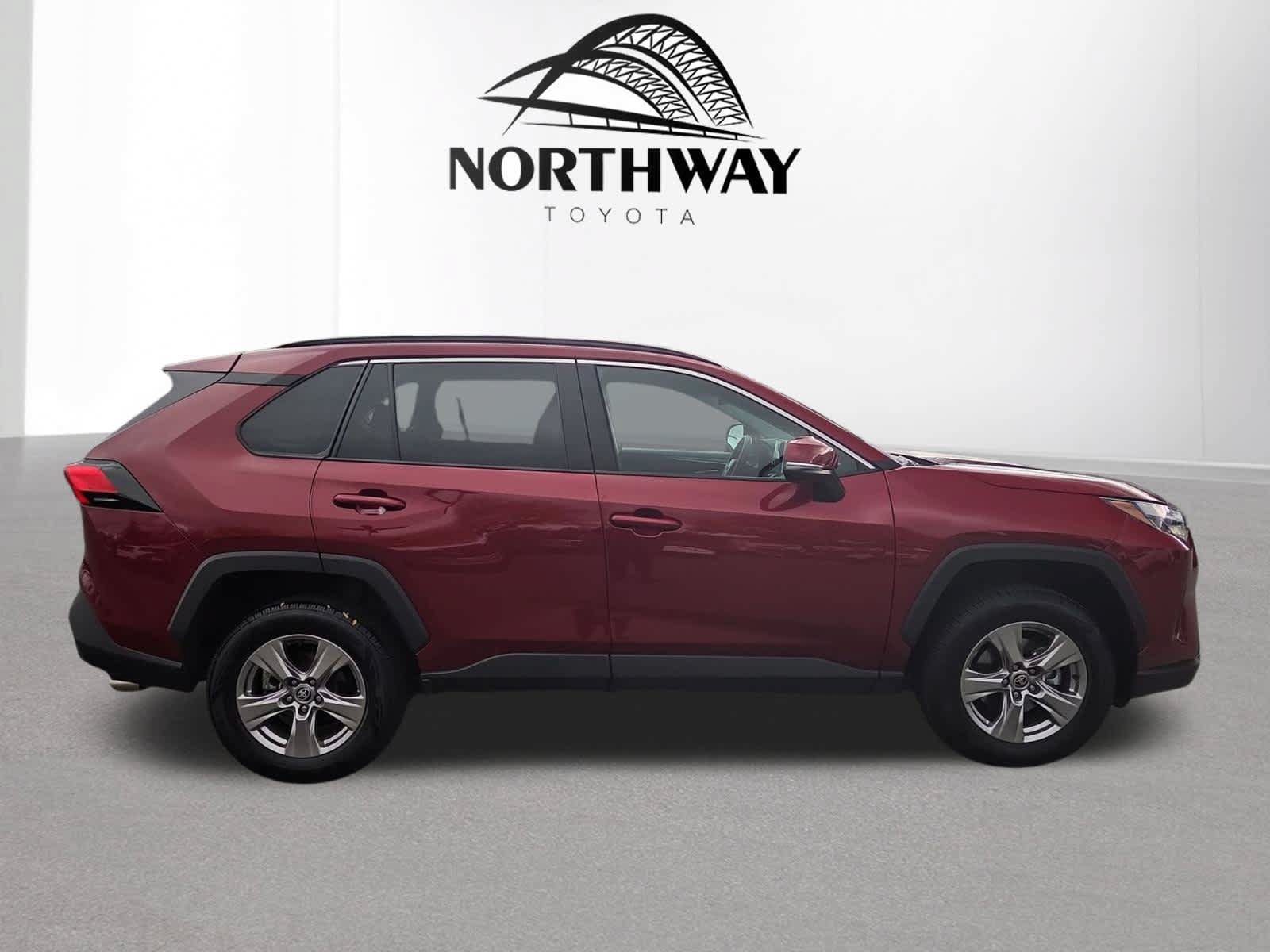 Used 2023 Toyota RAV4 XLE w/ Convenience Package AWD/4WD image 2
