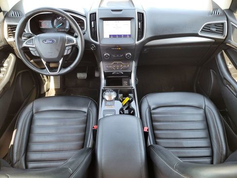 Used 2020 Ford Edge SEL image 16