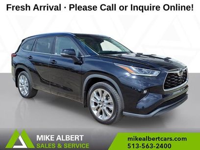 Used 2022 Toyota Highlander Limited