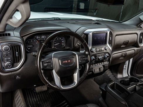 Used 2022 GMC Sierra 2500 SLE w/ SLE Convenience Package image 17