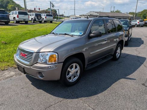 Used 2007 GMC Envoy SLT AWD/4WD image 1