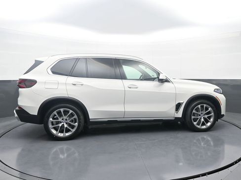 New 2026 BMW X5 xDrive40i image 8