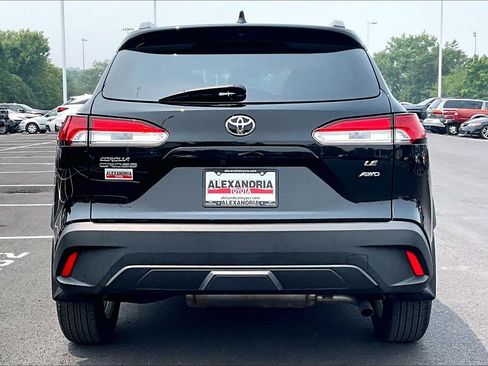 Used 2023 Toyota Corolla Cross LE w/ Moonroof Package AWD/4WD image 4